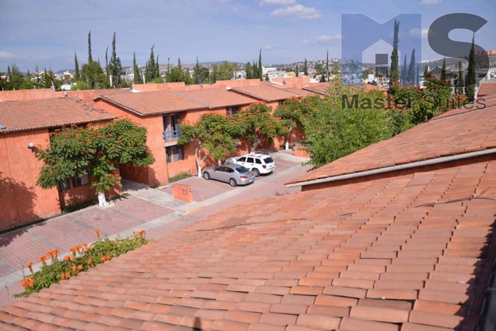 Amplia Suite Alberca Av Bernardo Quintana 12D Mendiola Εξωτερικό φωτογραφία